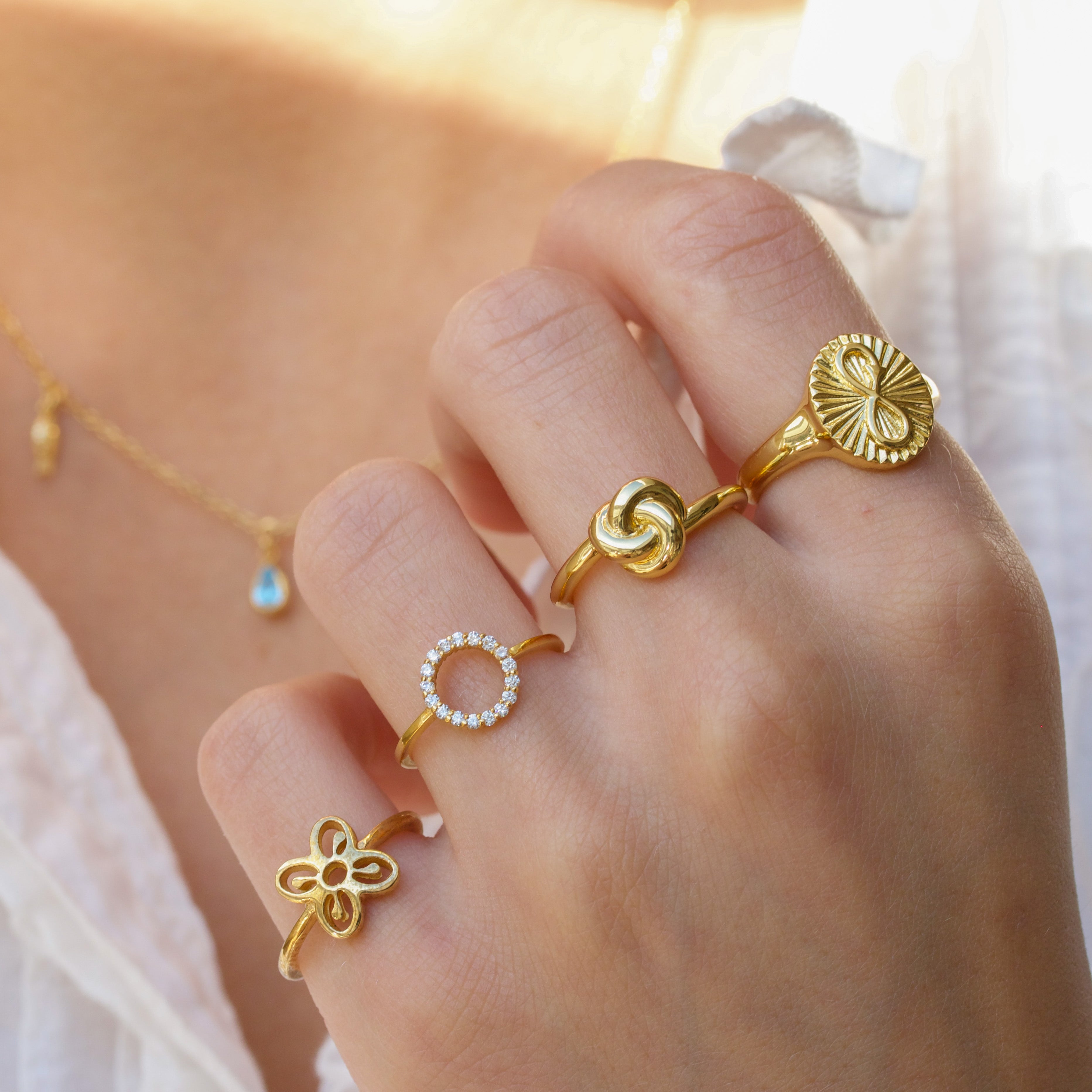 Bese Saka Ring