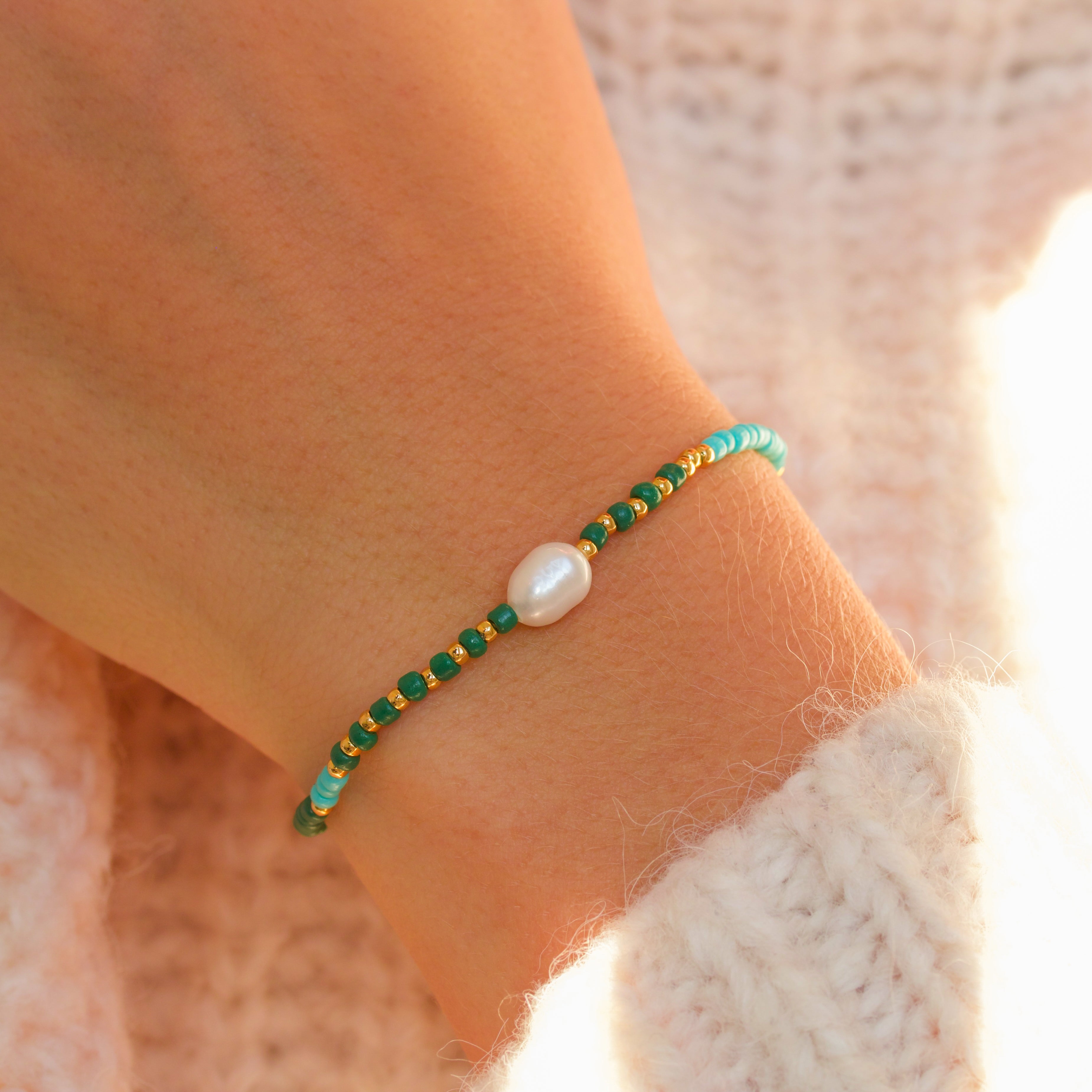 Acacia Pearl Bracelet