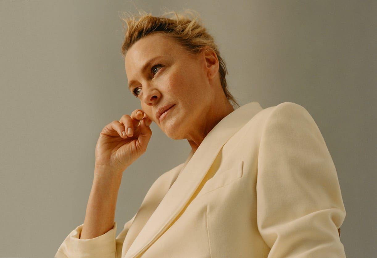 Women's Wednesday: Robin Wright | With Love Darling