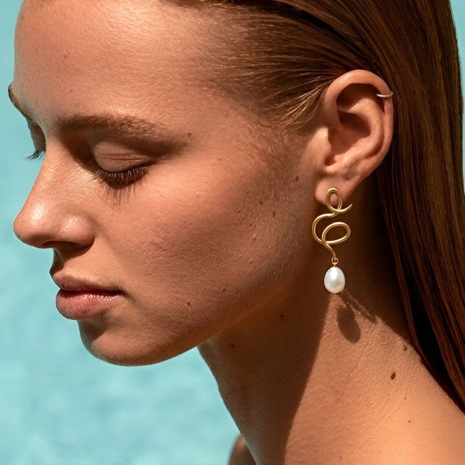Medusa Pearl earring