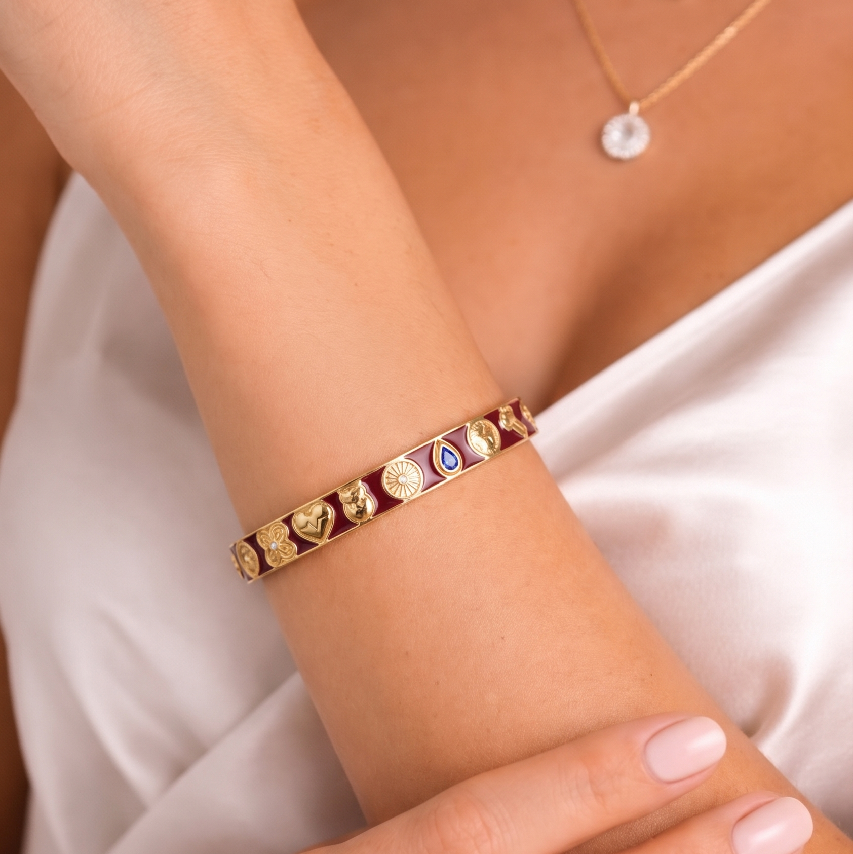 Global Goal Bangle Burgundy