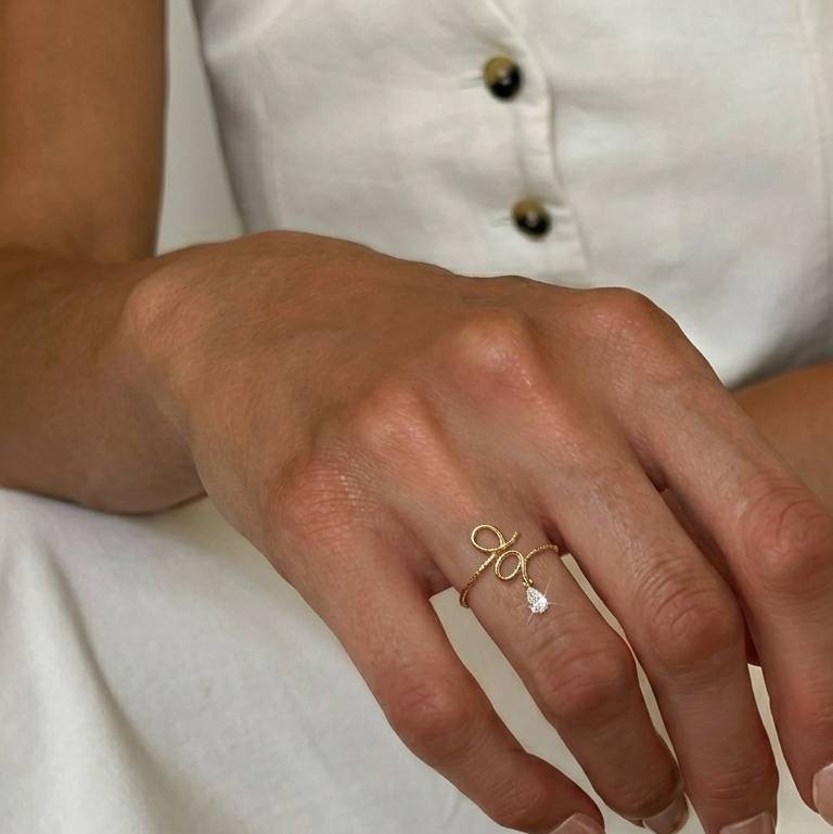 MEDUSA WATER DROP RING