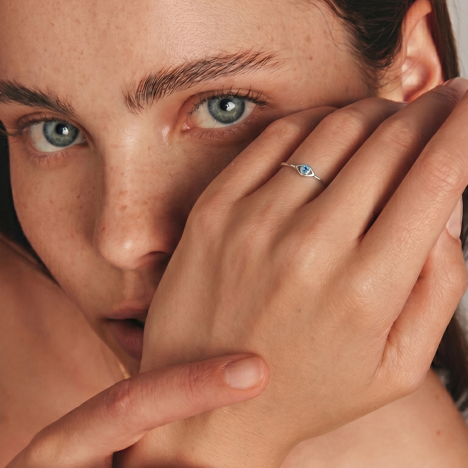 Blue Topaz Eye Ring Silver