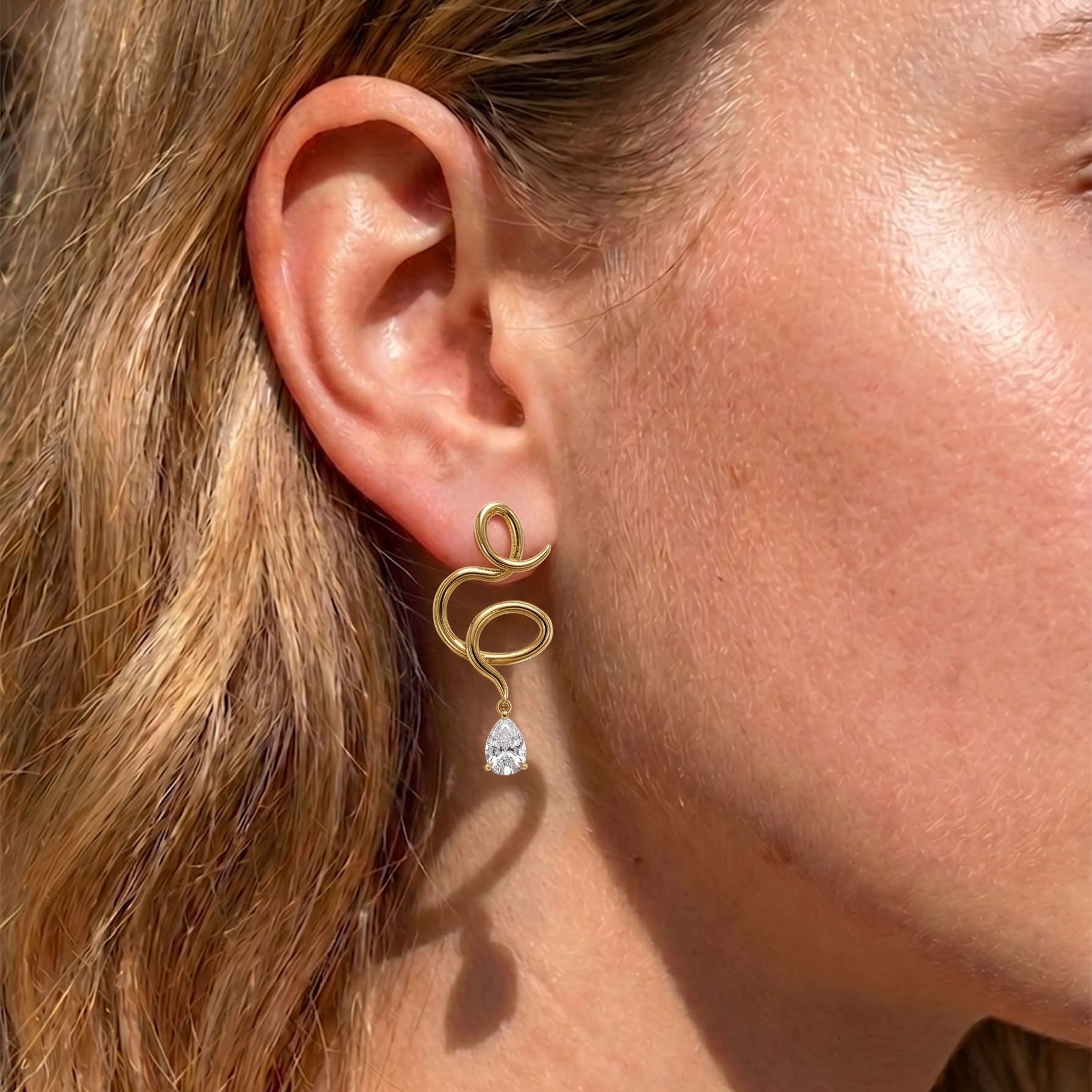 Medusa Waterdrop Earring