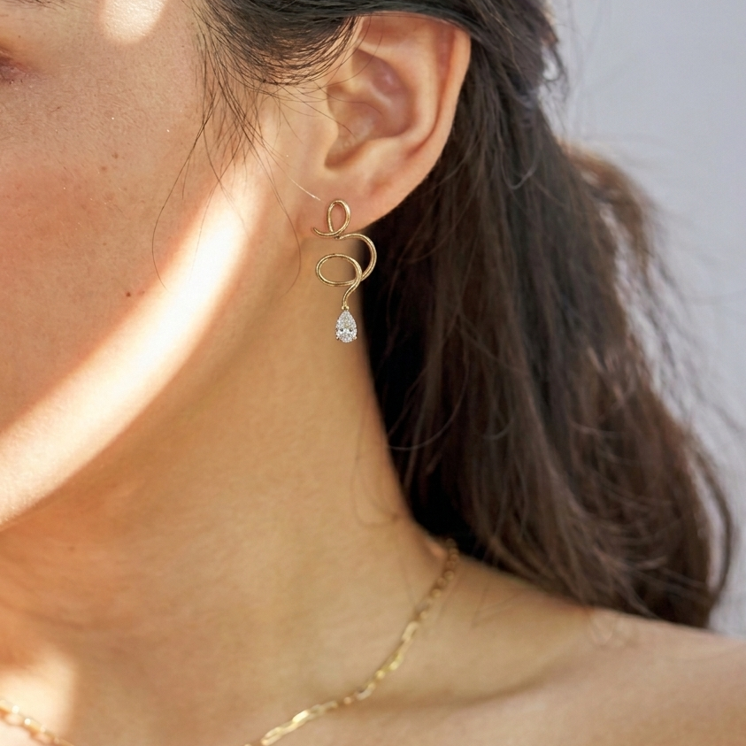 Medusa Waterdrop Earring