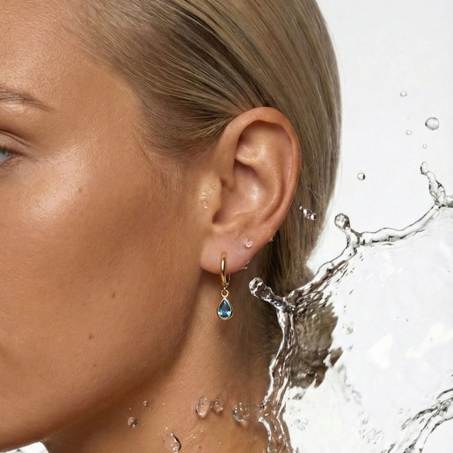 Water drop gold hoops