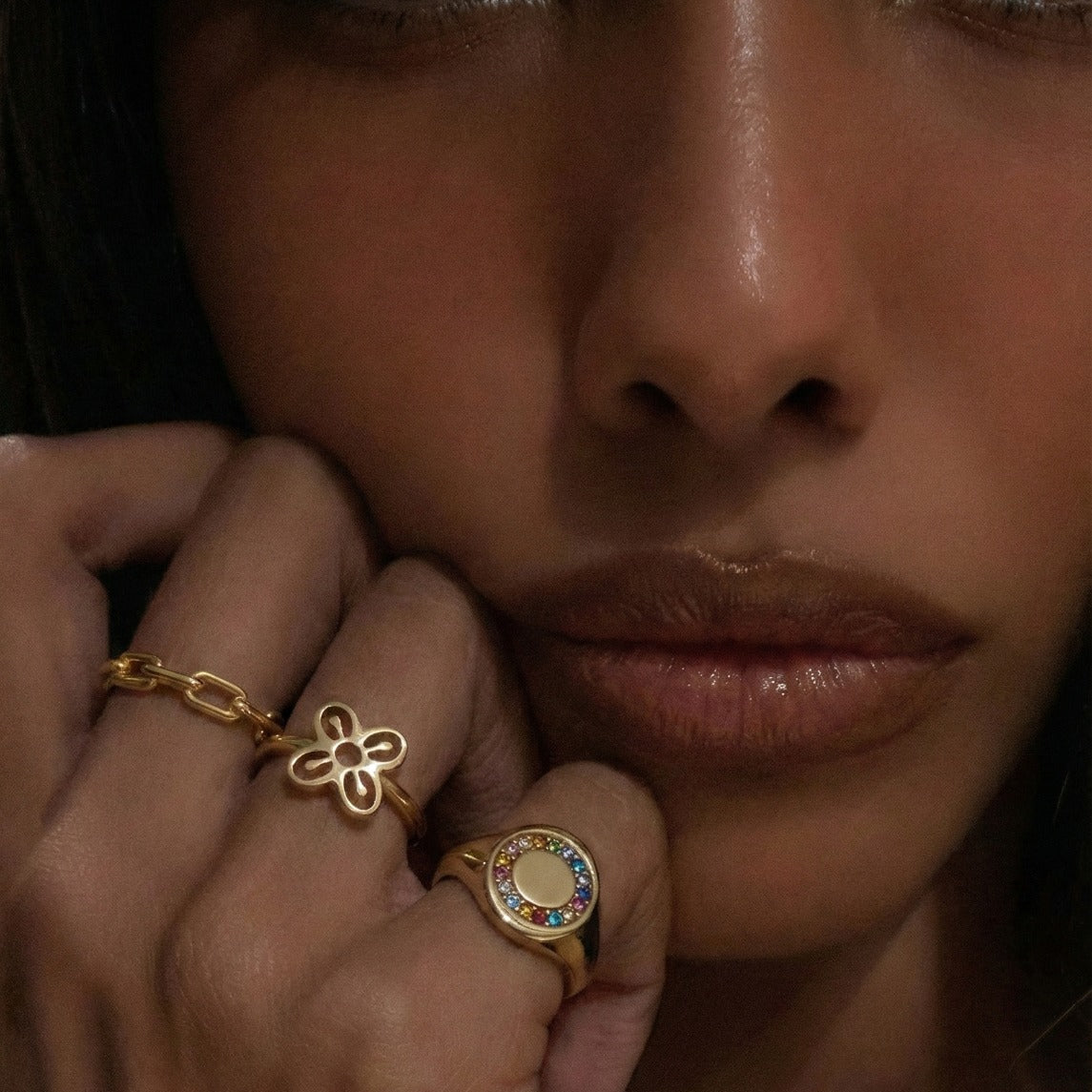 Mia Ring